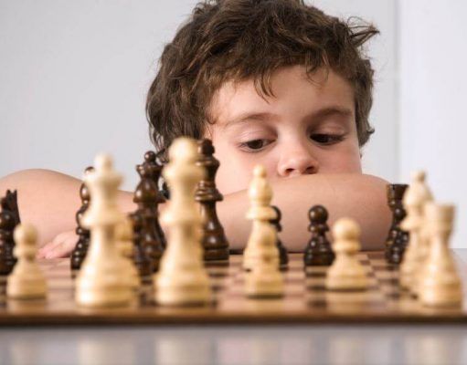 Clases de ajedrez para niños: todo lo que necesitan saber los padres