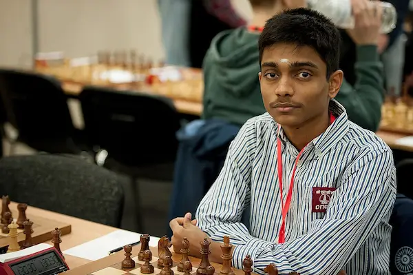 Hans Niemann, de nuevo, en modo Stockfish 1