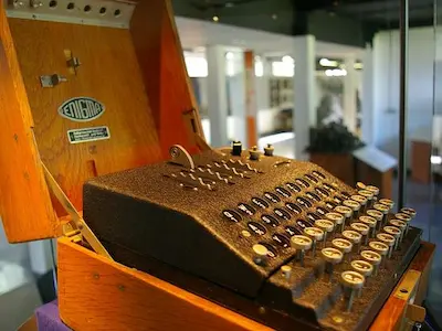 Los criptógrafos ajedrecistas y el código enigma 1