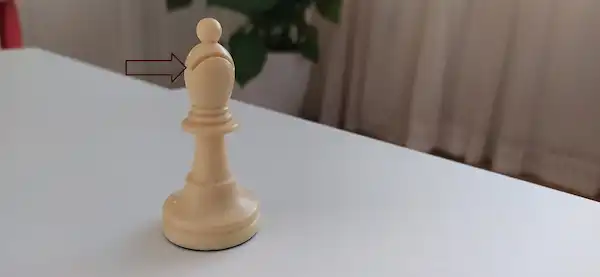 ¿Por qué el alfil tiene una ranura? 1