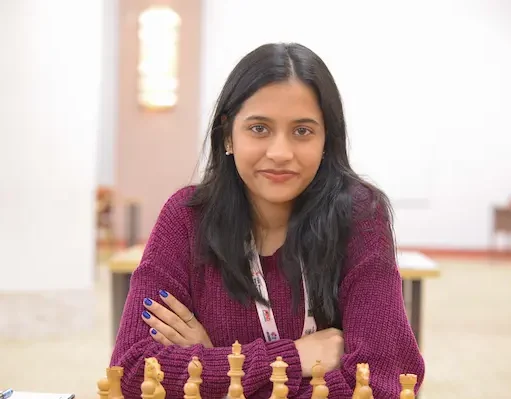 Divya Deshmukh: El rápido ascenso de una nueva prodigio india