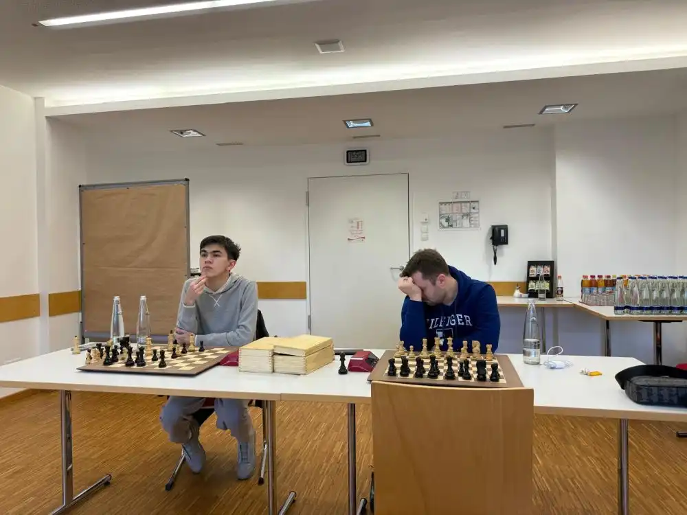 Así ha sido el entrenamiento de Sindarov para aspirar a campeón del mundo de ajedrez 1